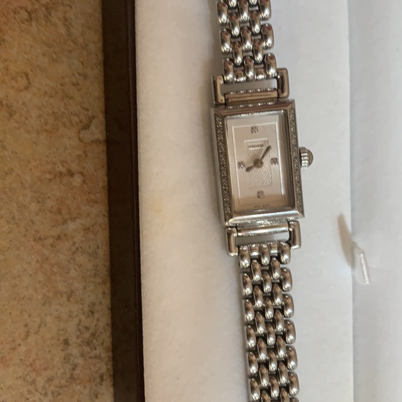 Watch - Picture 3 of 3